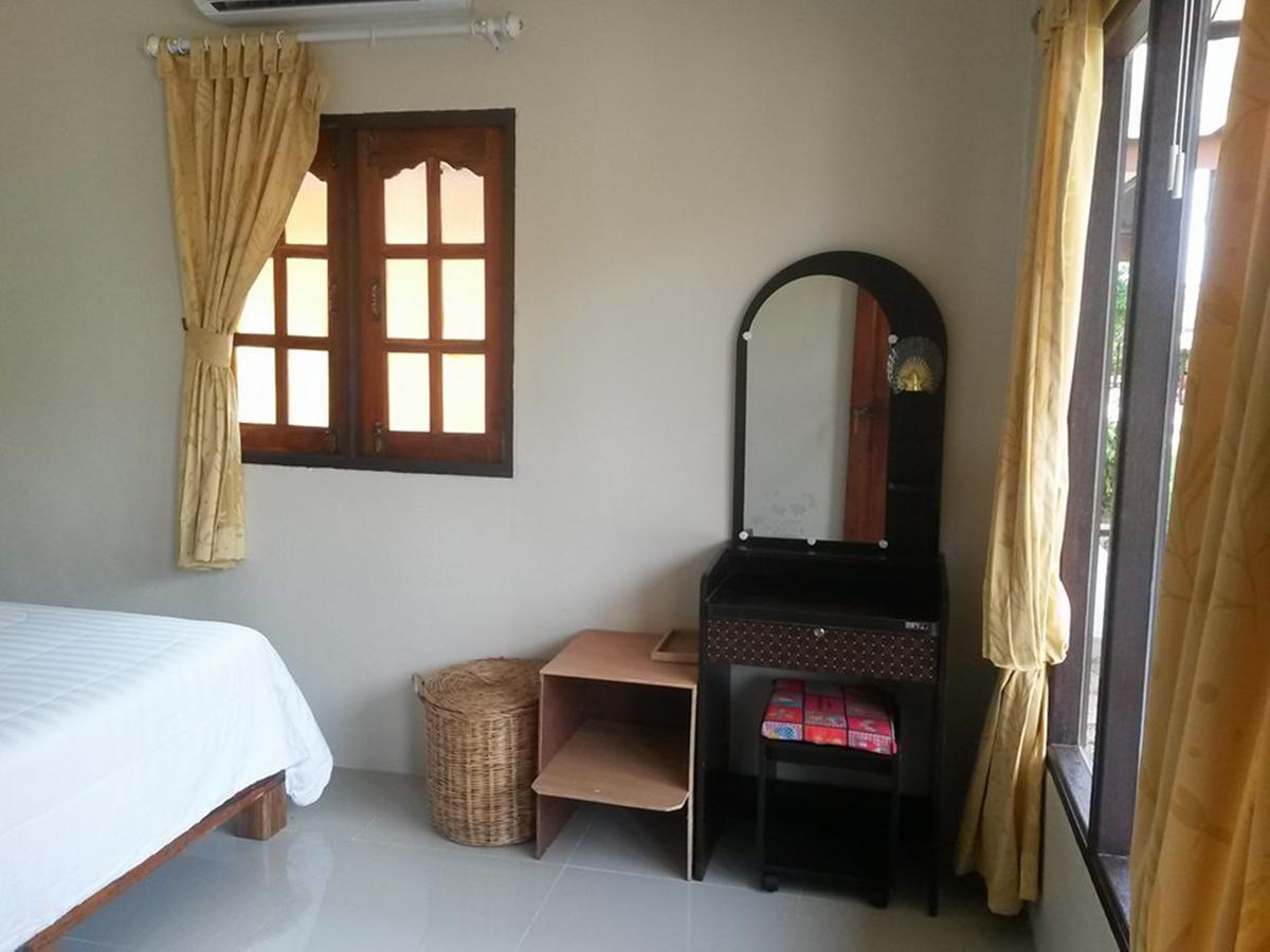 Monkey House Hotel Koh Lanta Exterior photo