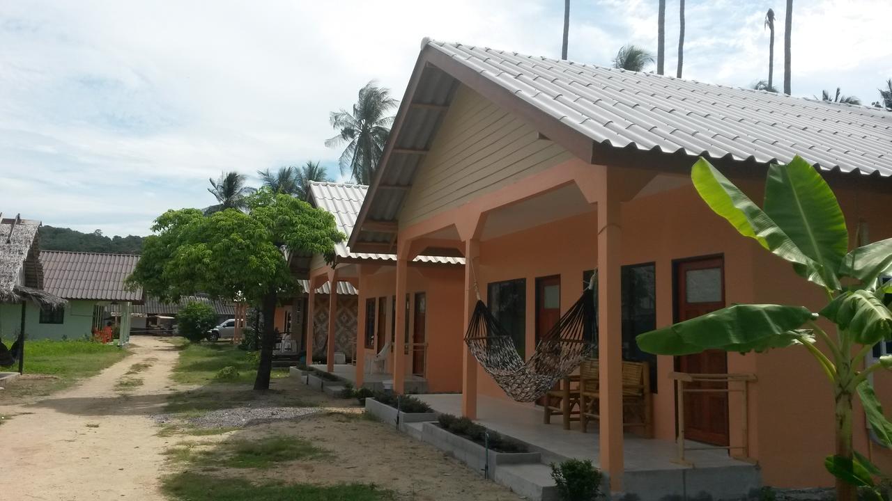 Monkey House Hotel Koh Lanta Exterior photo